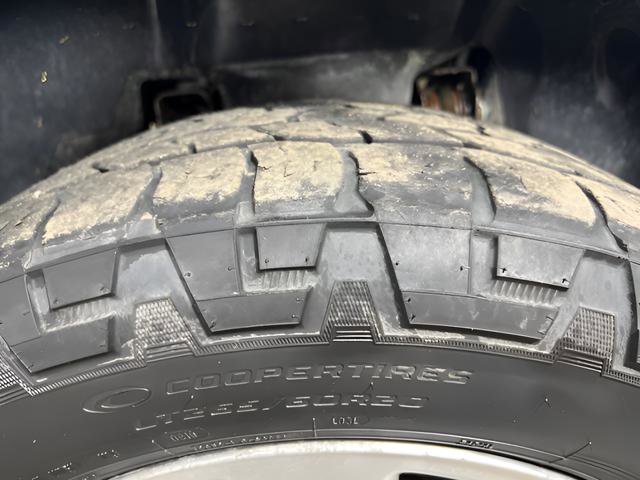 Used 2013 GMC Sierra 2500 Denali w/ Suspension Package, Off-Road image 13