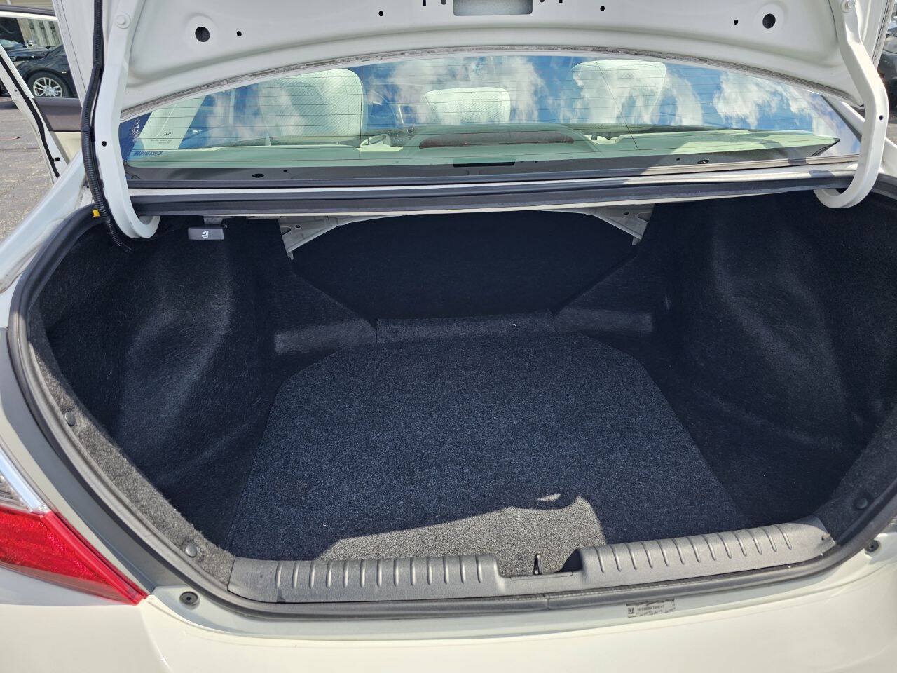 Used 2012 Honda Civic LX image 16