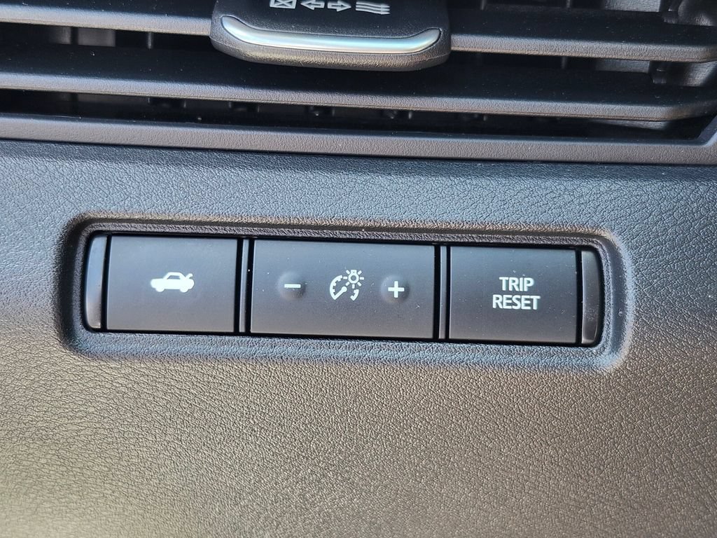Certified 2023 Nissan Altima 2.5 SV FWD image 34