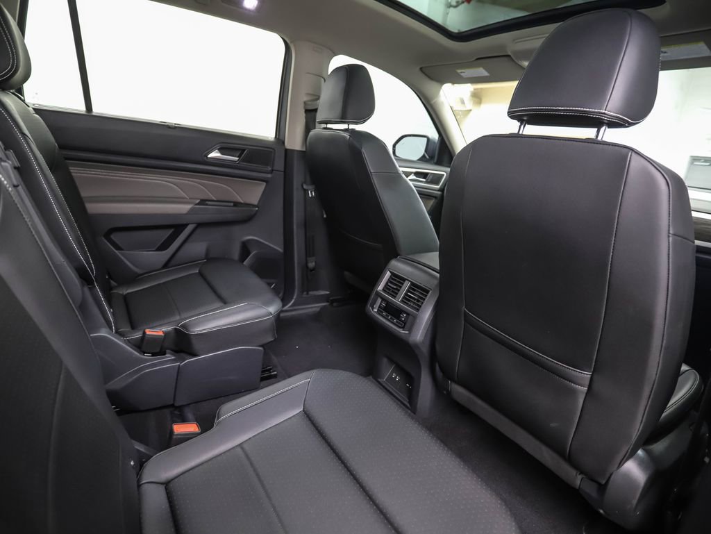 Used 2023 Volkswagen Atlas SE w/ Panoramic Sunroof Package image 25