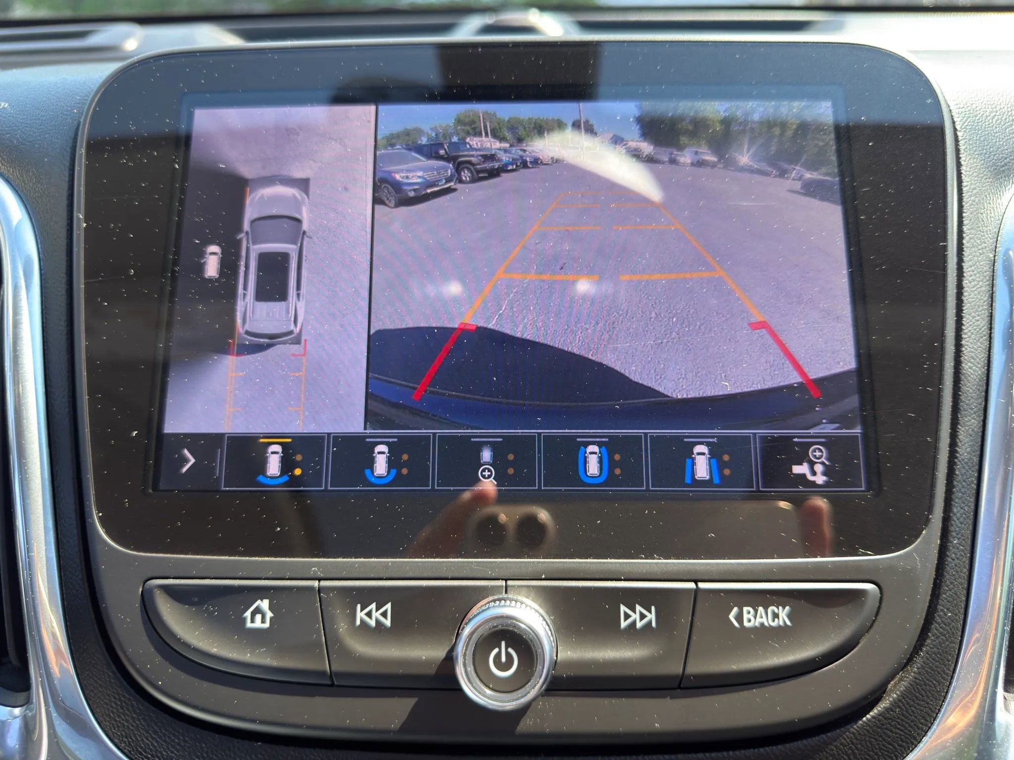 Used 2020 Chevrolet Equinox Premier AWD/4WD image 28