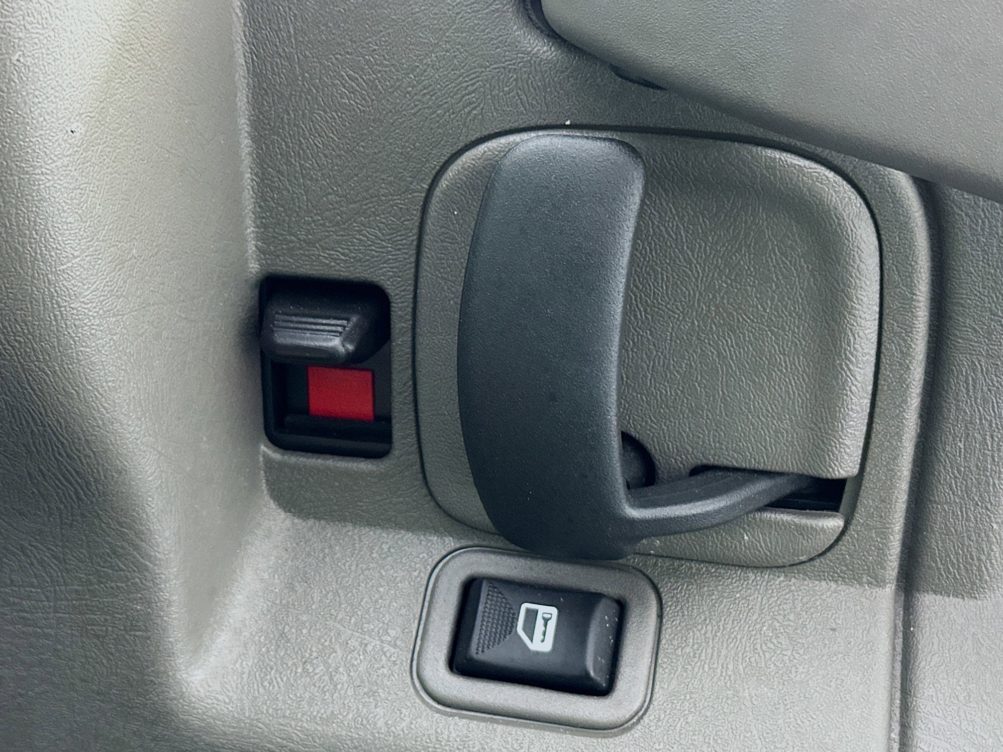 Used 2024 GMC Savana 2500 w/ Driver Convenience Package image 24