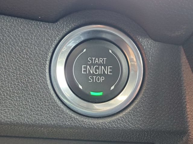 Certified 2026 Chevrolet Traverse LT w/ Sun and Wheel Package FWD image 31