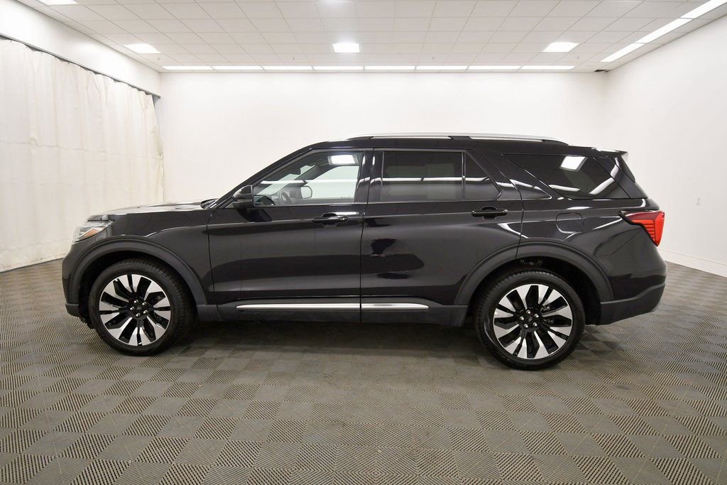Used 2025 Ford Explorer Platinum w/ LUX Leather Package AWD/4WD image 4