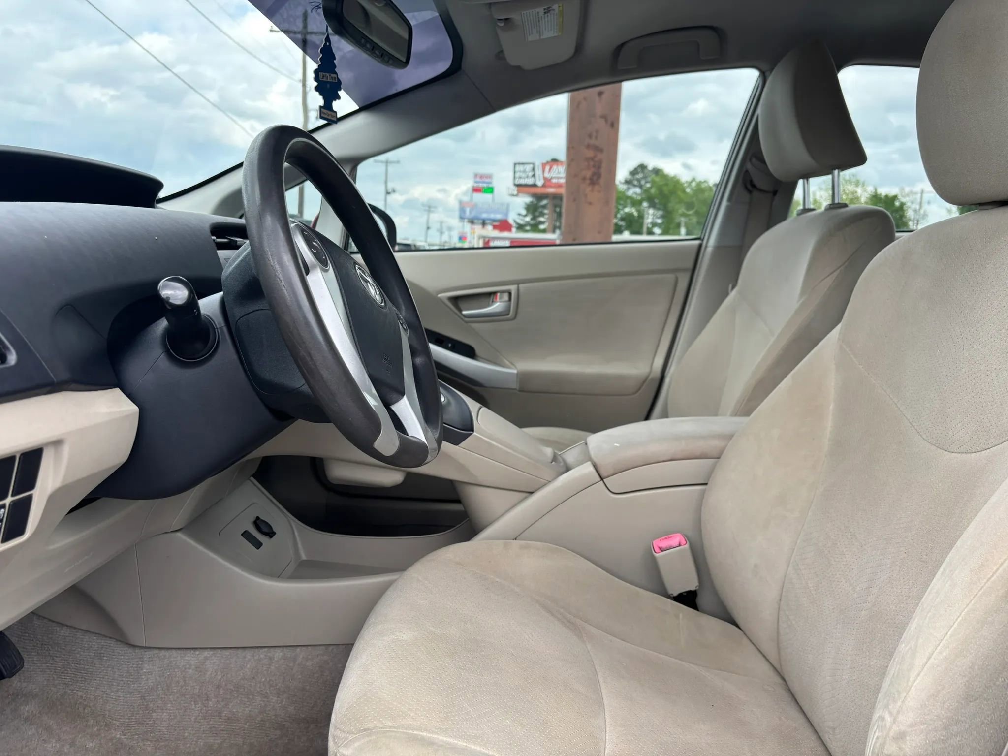 Used 2011 Toyota Prius Two FWD image 12