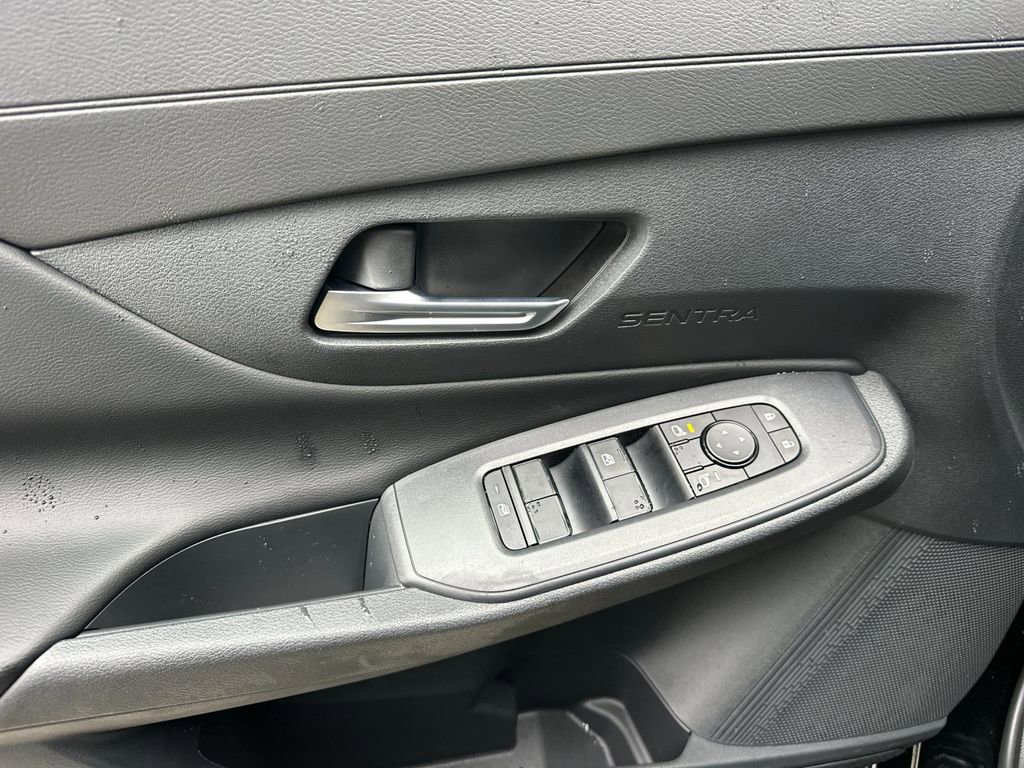 Used 2026 Nissan Sentra SV w/ Floor Mat Package FWD image 10