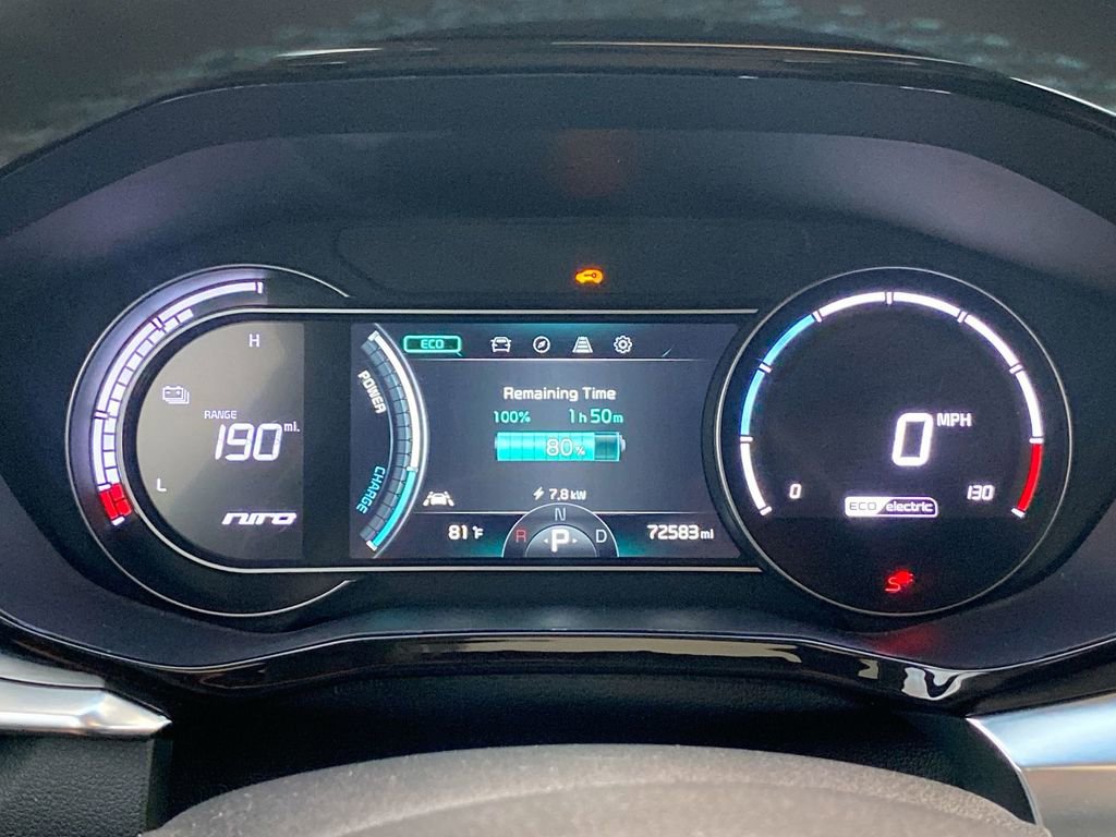 Used 2021 Kia Niro EX Premium w/ Cold Weather Package image 13