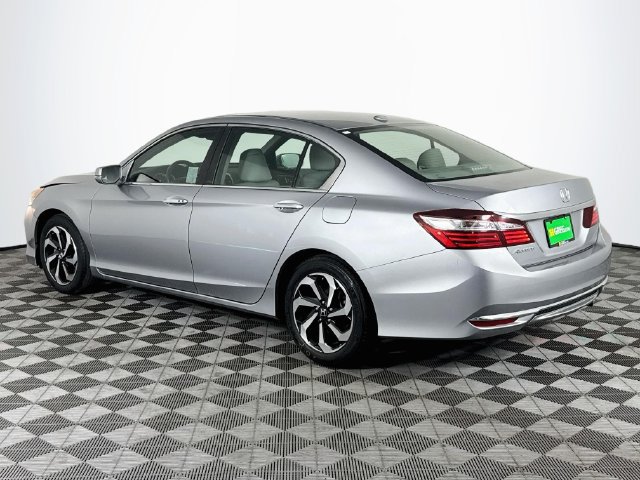 Used 2017 Honda Accord EX-L image 6