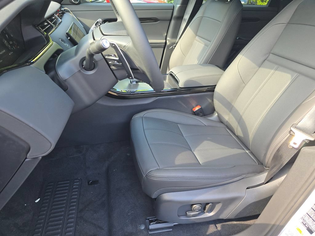 New 2026 Land Rover Range Rover Evoque S AWD/4WD image 18