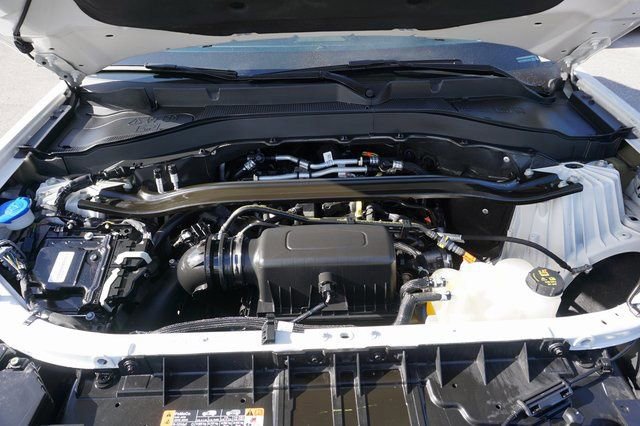 Certified 2022 Ford Explorer Limited w/ Limited Technology Package image 12