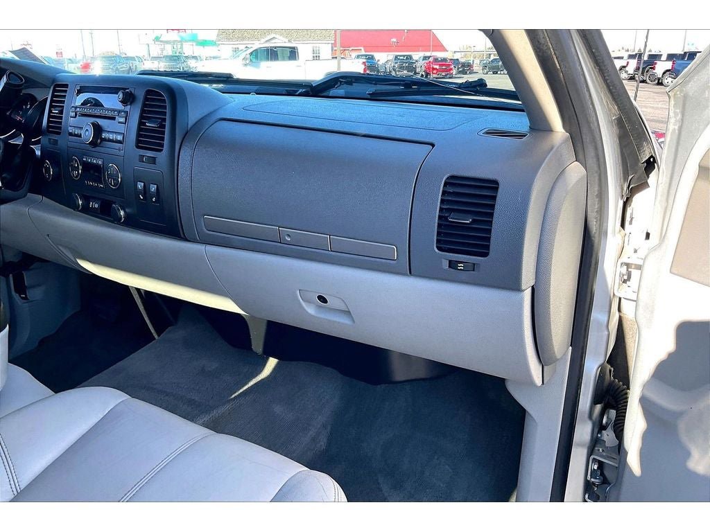 Used 2012 GMC Sierra 2500 SLE w/ SLE Preferred Package AWD/4WD image 17