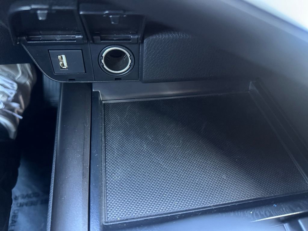 Used 2024 Toyota Camry SE FWD image 23