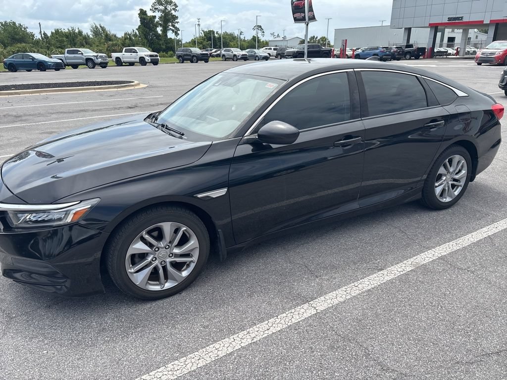 Used 2018 Honda Accord LX image 6