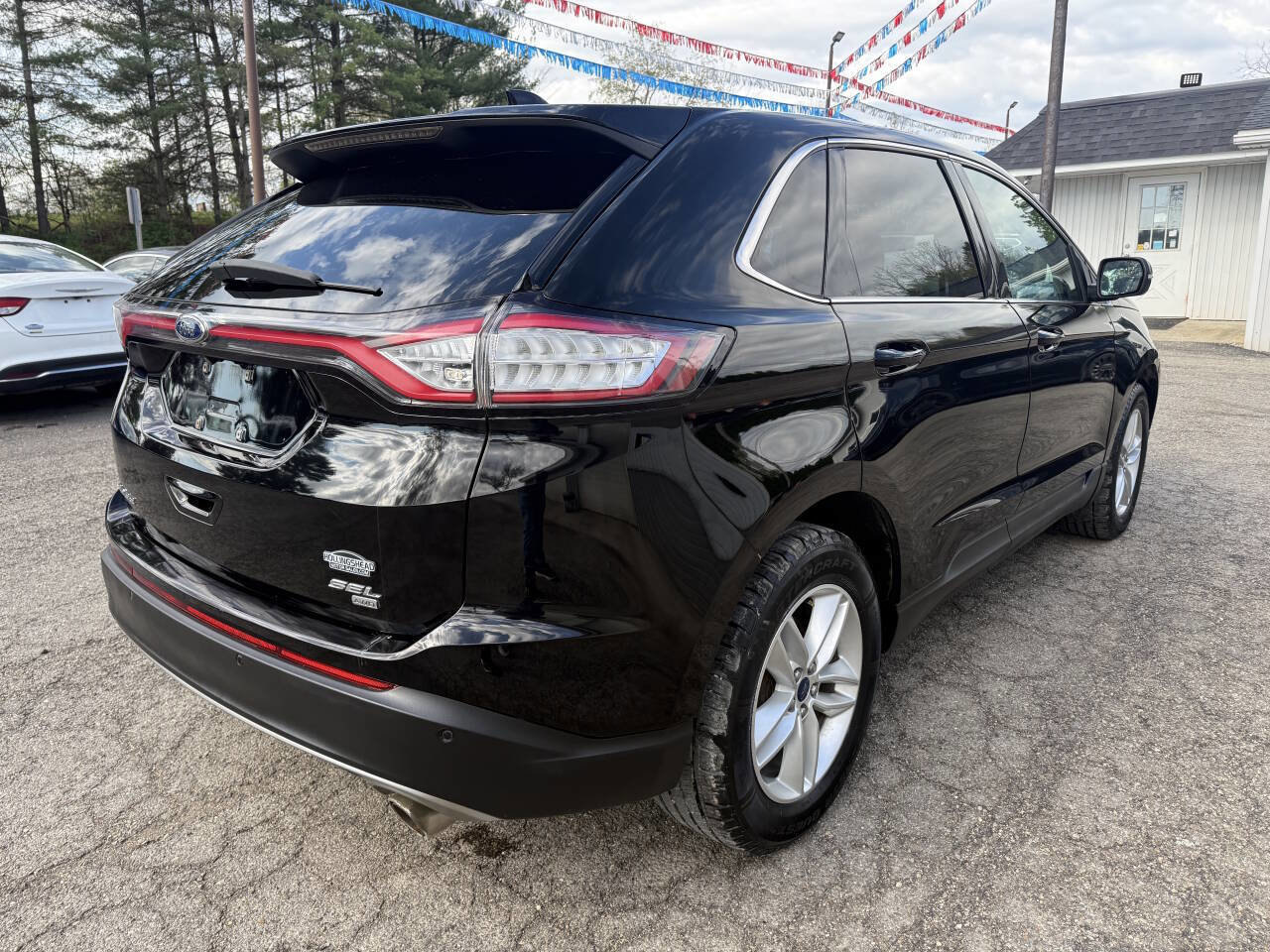 Used 2016 Ford Edge SEL w/ Equipment Group 201A AWD/4WD image 5