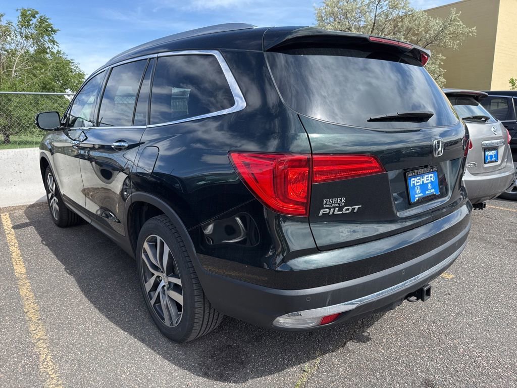 Used 2018 Honda Pilot Touring image 3