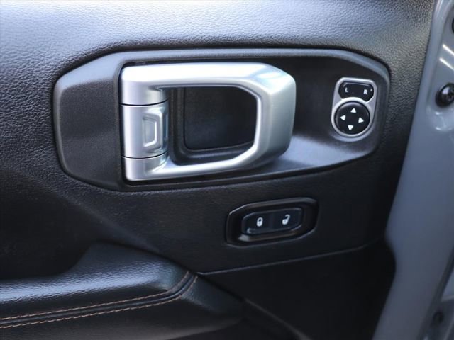 Used 2022 Jeep Gladiator Overland image 20