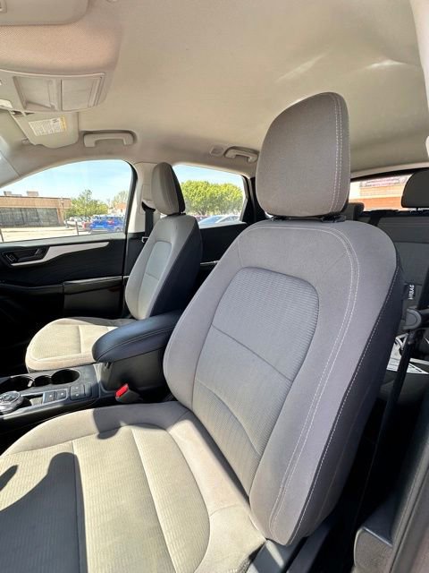 Used 2022 Ford Escape S image 24