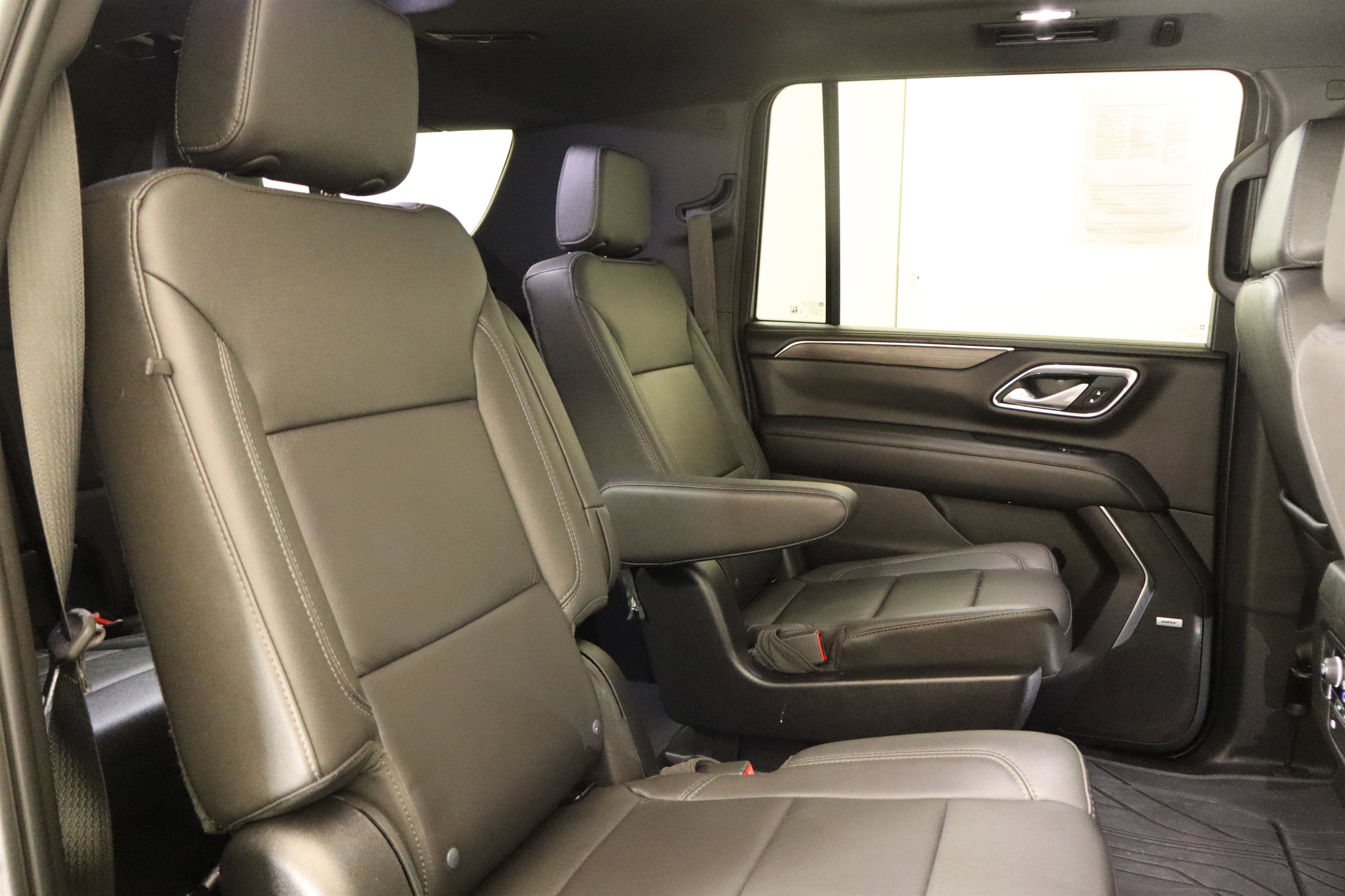 Used 2024 Chevrolet Suburban Z71 AWD/4WD image 22