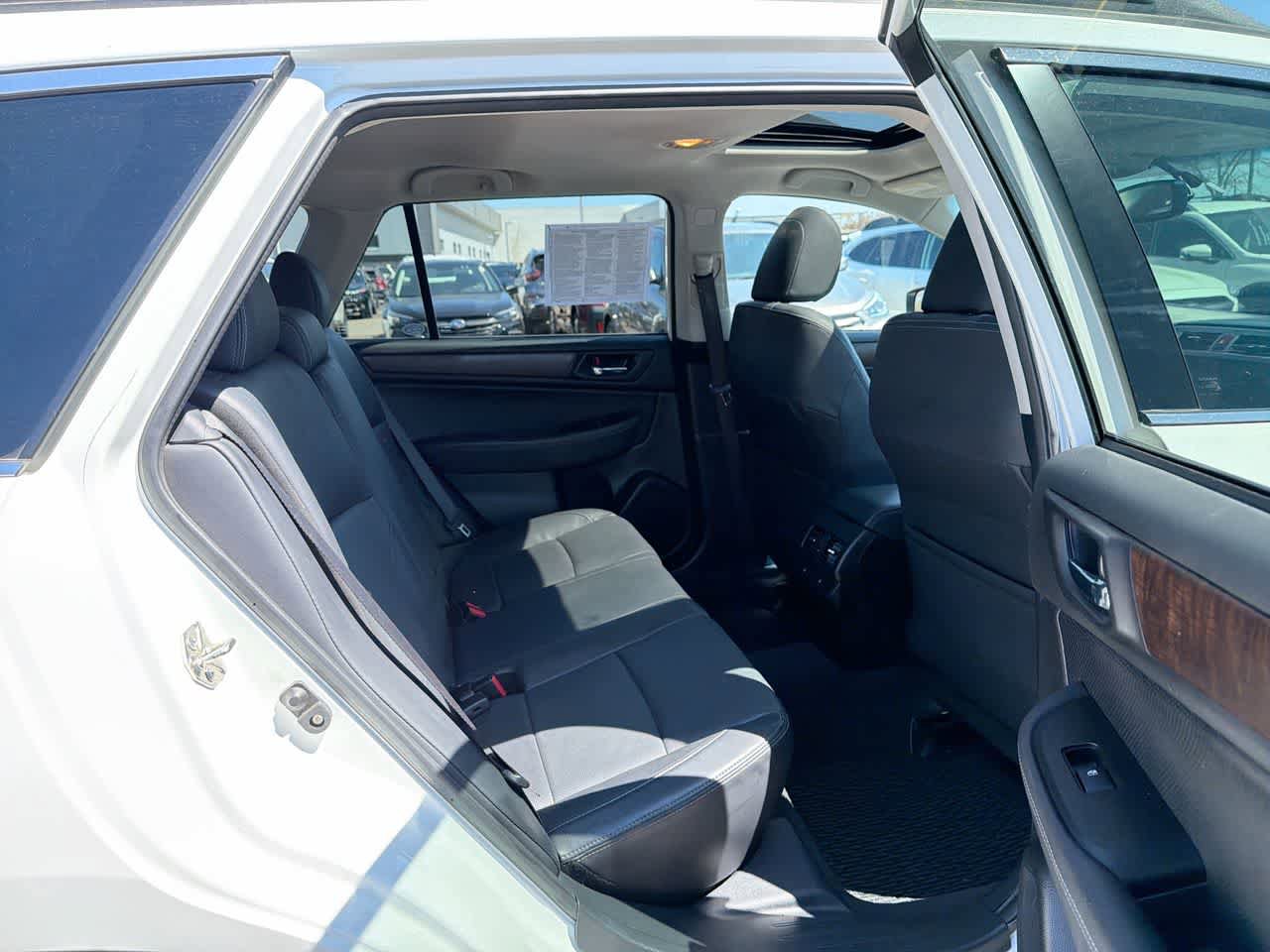 Used 2017 Subaru Outback 2.5i Limited AWD/4WD image 26