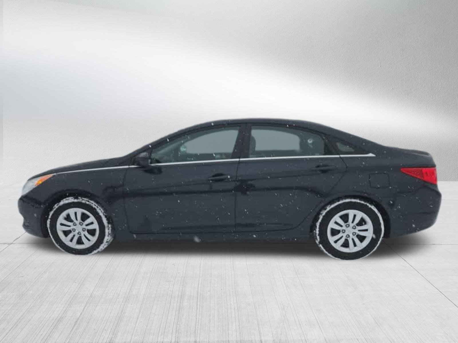Used 2011 Hyundai Sonata GLS image 6