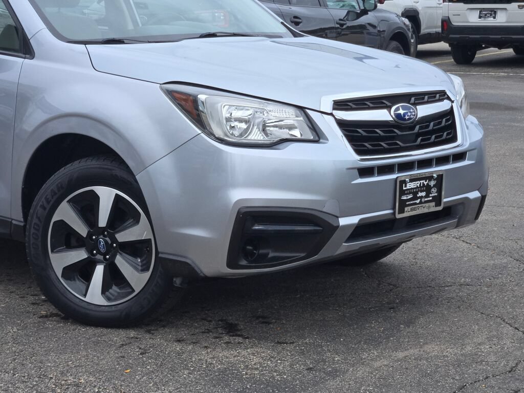 Used 2017 Subaru Forester 2.5i w/ Alloy Wheel Package AWD/4WD image 4