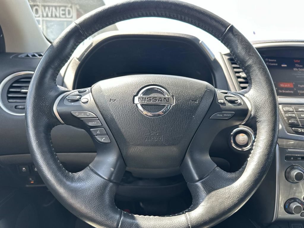 Used 2019 Nissan Pathfinder SL FWD image 21