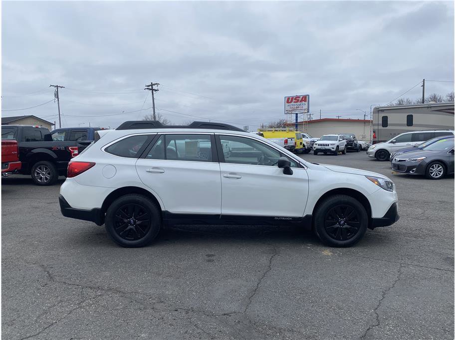 Used 2018 Subaru Outback 2.5i AWD/4WD image 4