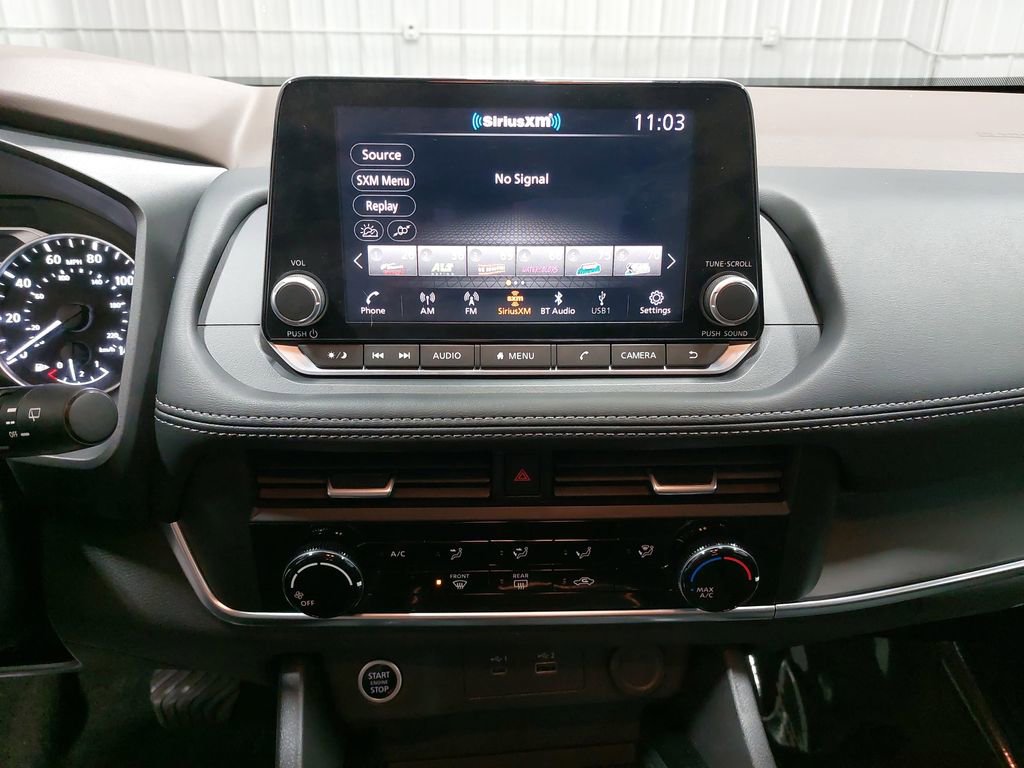 Used 2023 Nissan Rogue S image 19