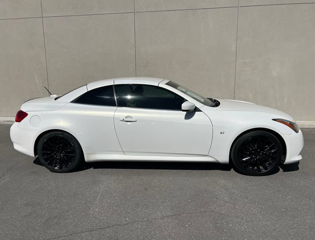 Used 2014 INFINITI Q60 Convertible w/ Premium Package RWD image 5