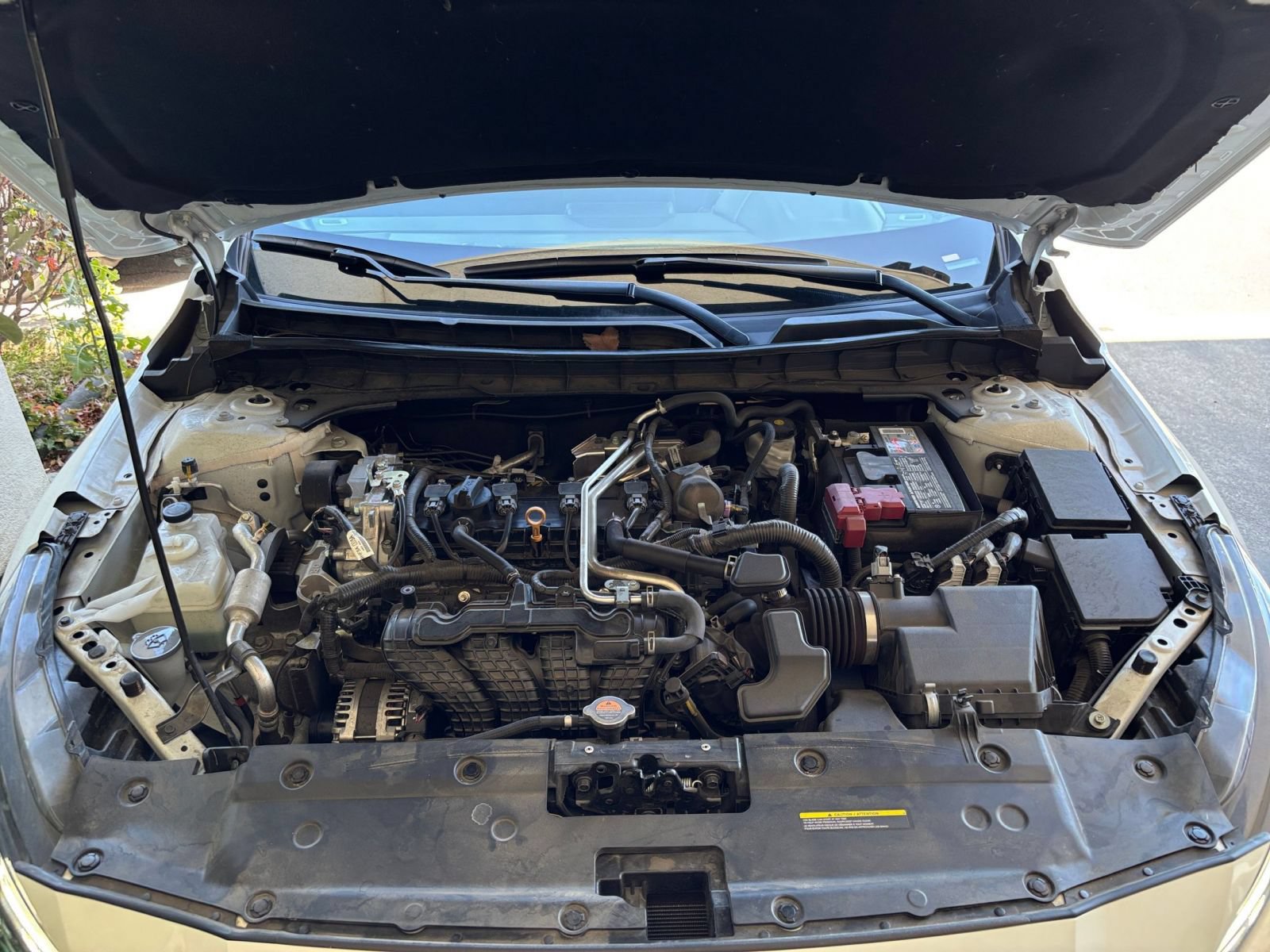Used 2025 Nissan Altima 2.5 SV FWD image 33