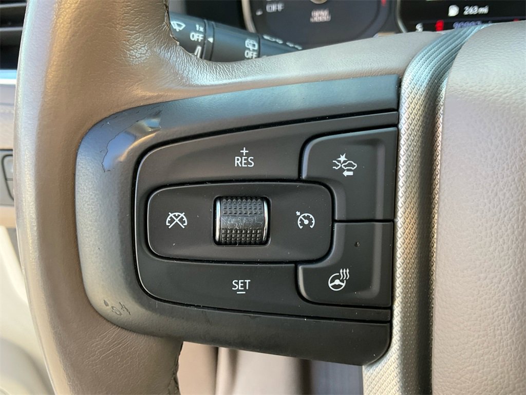 Used 2021 GMC Yukon XL Denali w/ Advanced Technology Package image 31