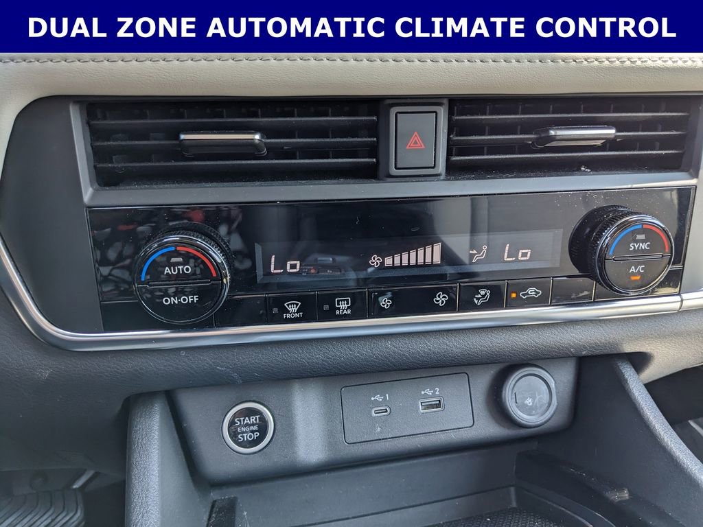 Used 2023 Nissan Rogue SV FWD image 14