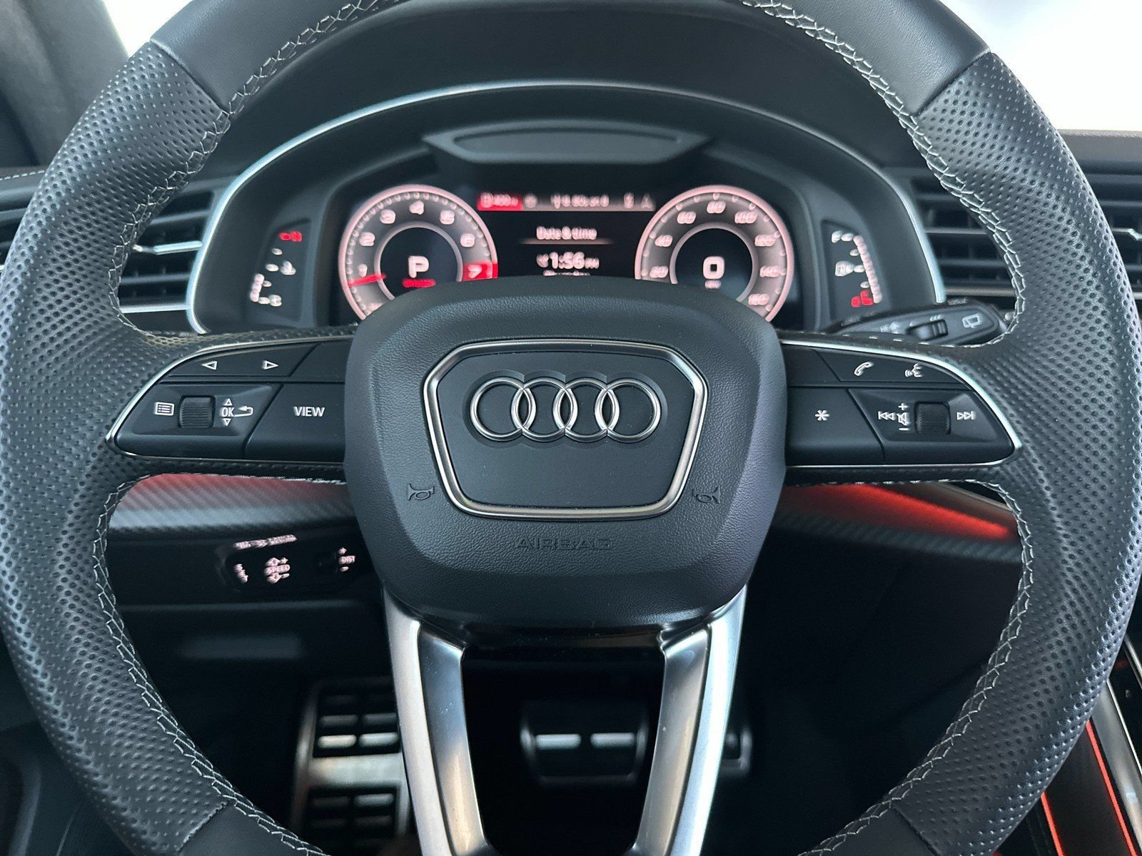 Used 2024 Audi SQ8 Prestige AWD/4WD image 26