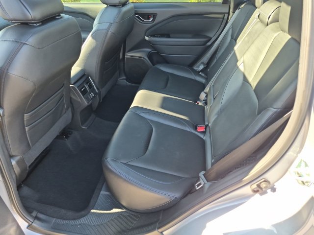 Certified 2025 Subaru Forester Limited AWD/4WD image 33