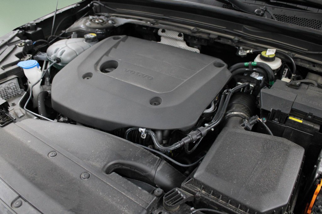 Used 2025 Volvo XC40 B5 Ultra AWD/4WD image 48