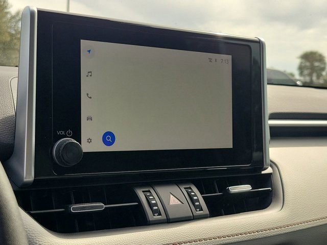 Used 2023 Toyota RAV4 XLE Premium image 24