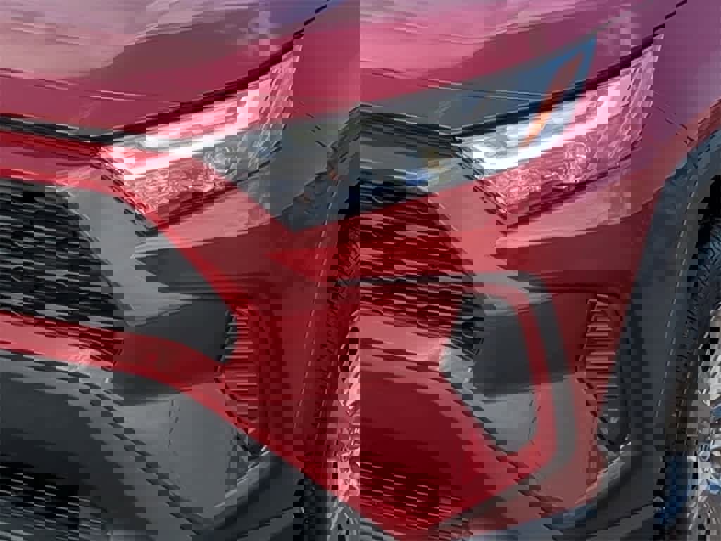 Used 2023 Toyota RAV4 XLE w/ Convenience Package image 10