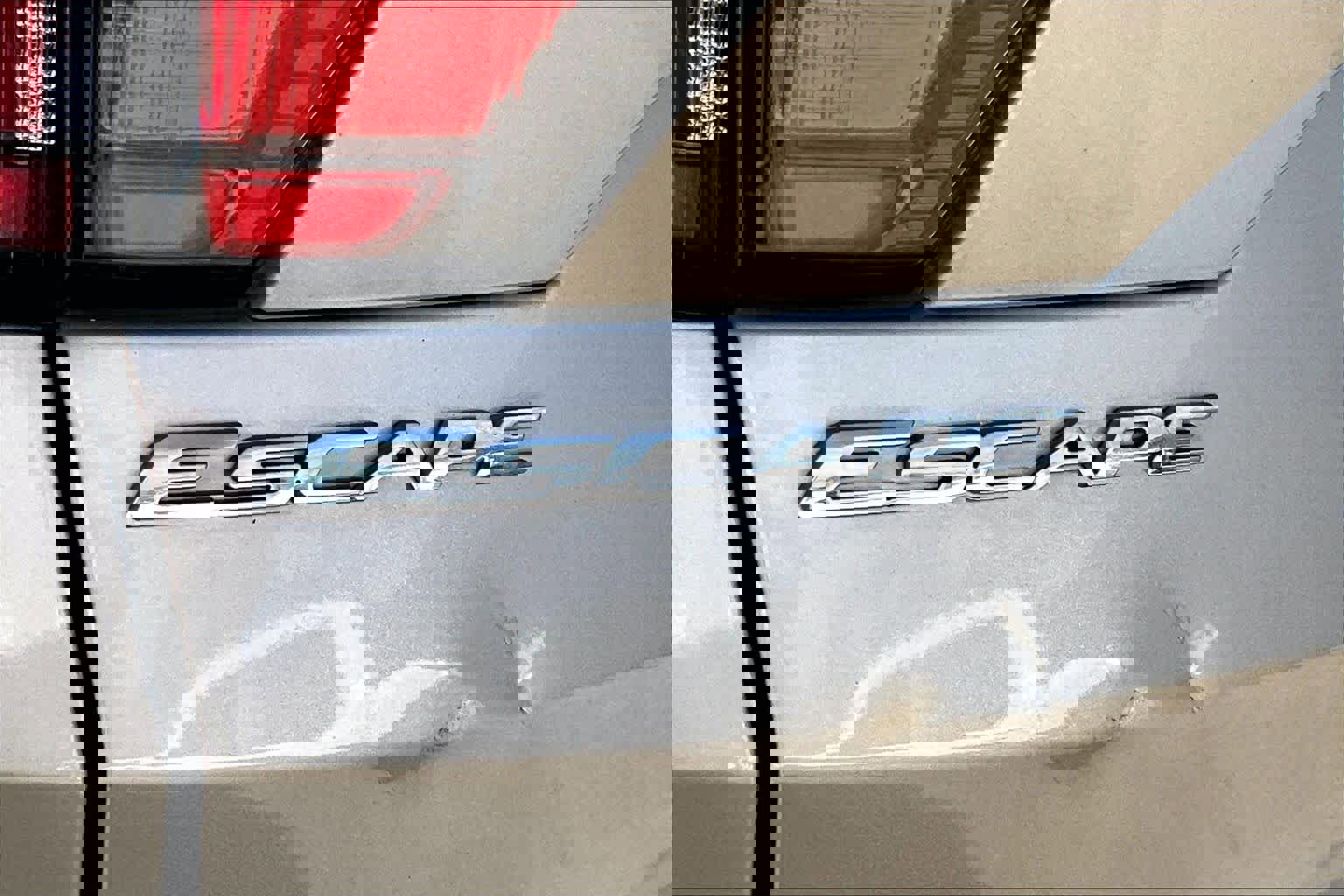 Used 2018 Ford Escape S image 10