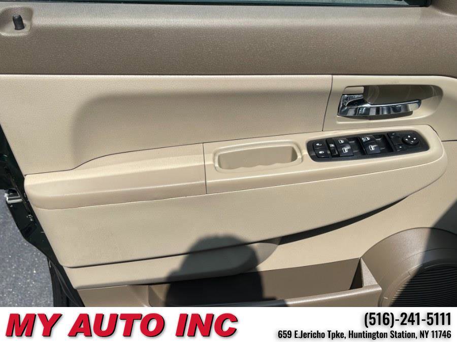 Used 2012 Jeep Liberty Sport image 23