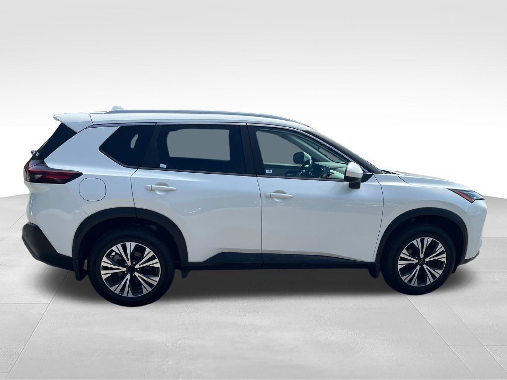 Certified 2023 Nissan Rogue SV w/ SV Premium B Package AWD/4WD image 6