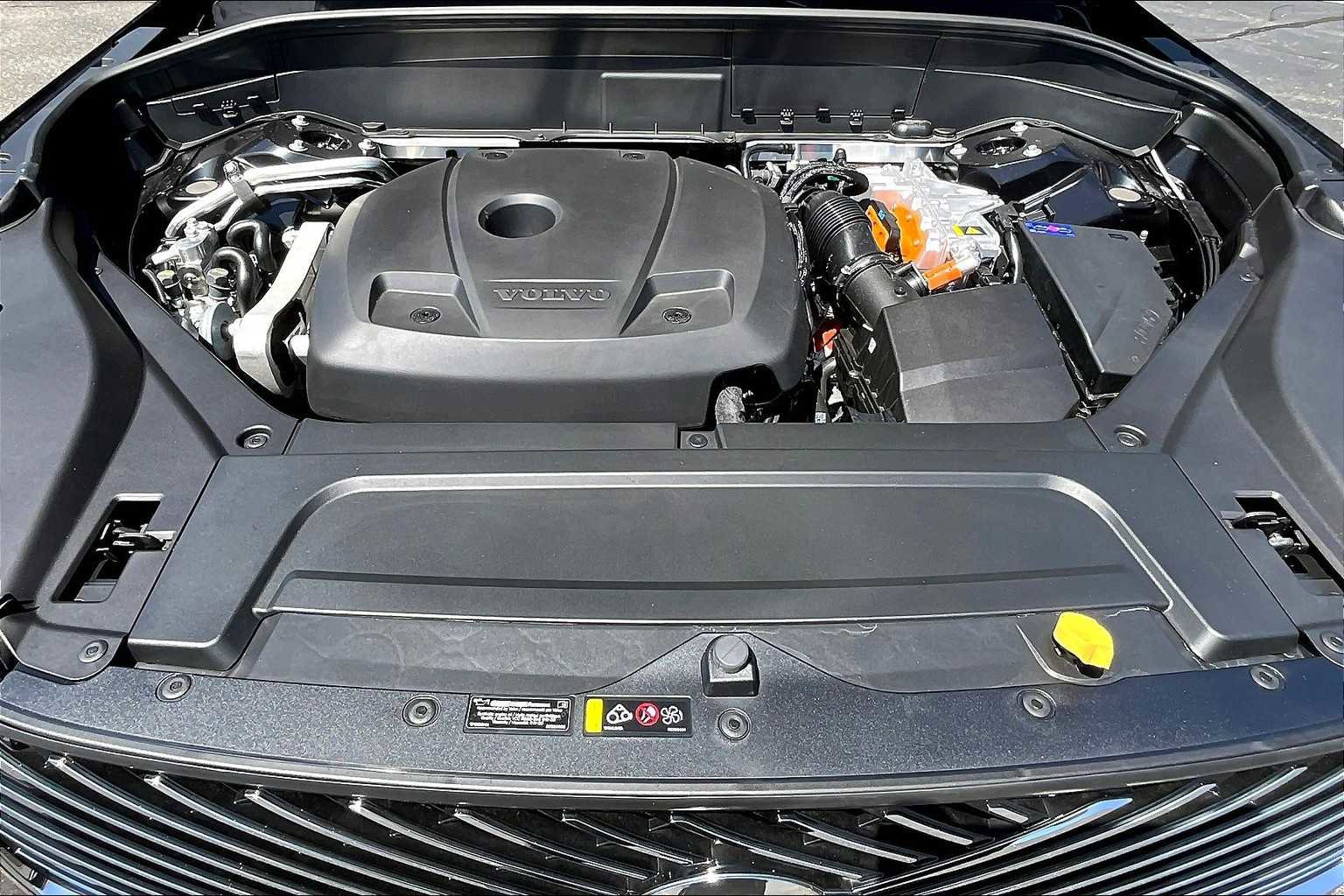New 2026 Volvo XC90 T8 Ultra w/ Protection Package Premier image 14