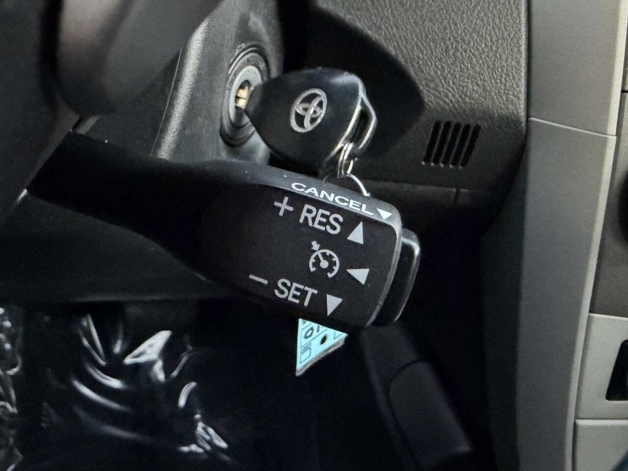 Used 2010 Toyota Corolla S image 20