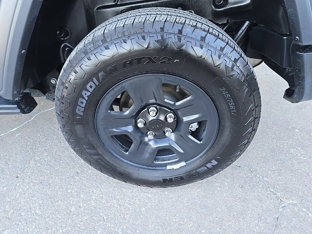 Used 2024 Jeep Wrangler Sport image 26