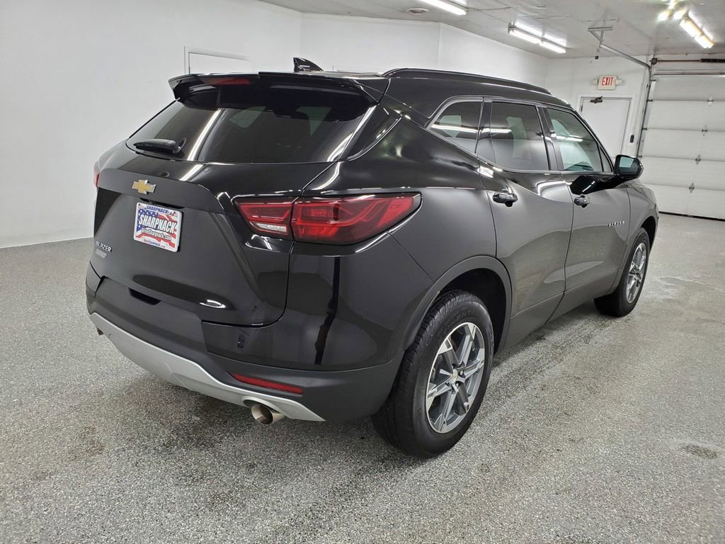 Used 2024 Chevrolet Blazer LT w/ Convenience Package FWD image 4