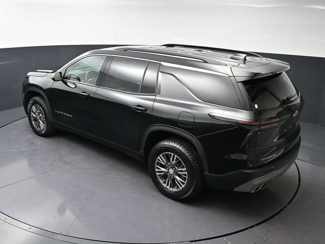Used 2025 Chevrolet Traverse LT image 28