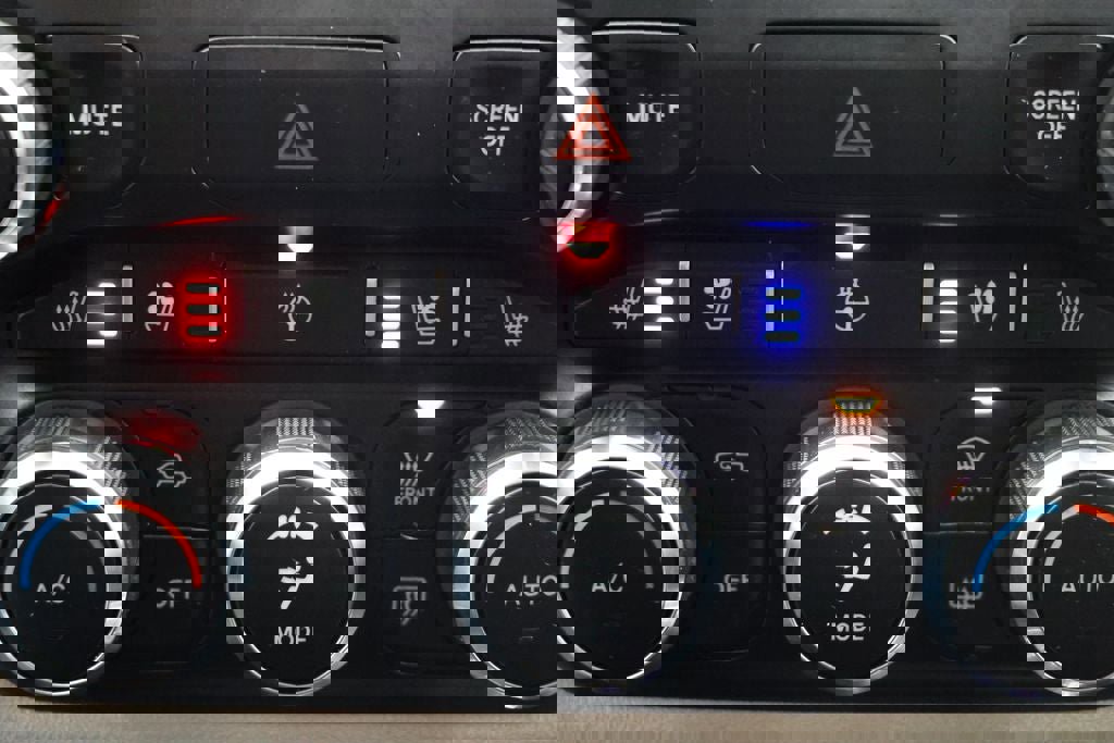 Used 2021 RAM 1500 Laramie image 27