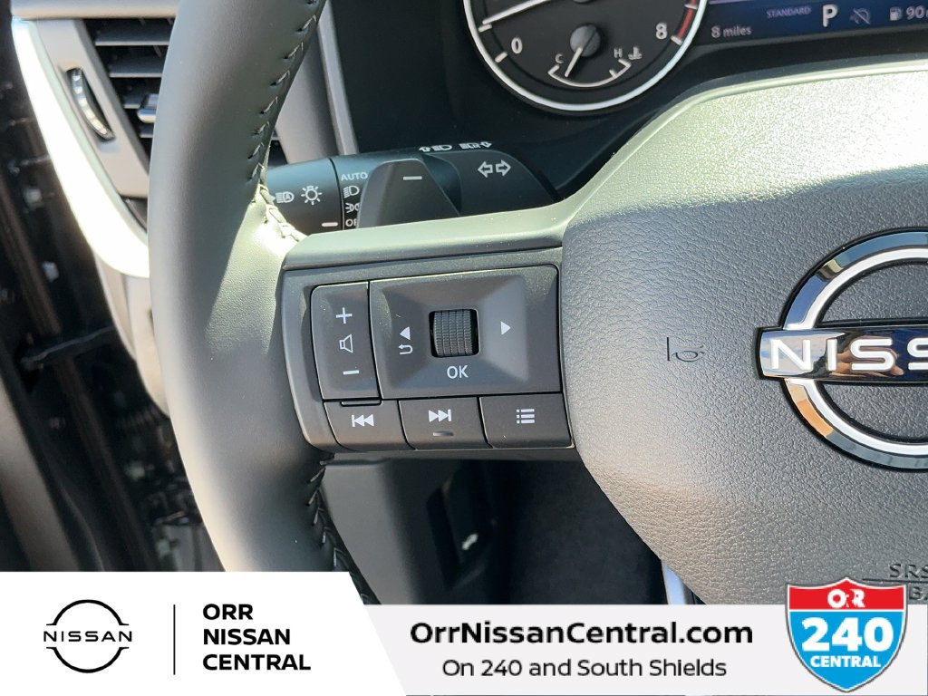 New 2027 Nissan Rogue Dark Armor FWD image 20