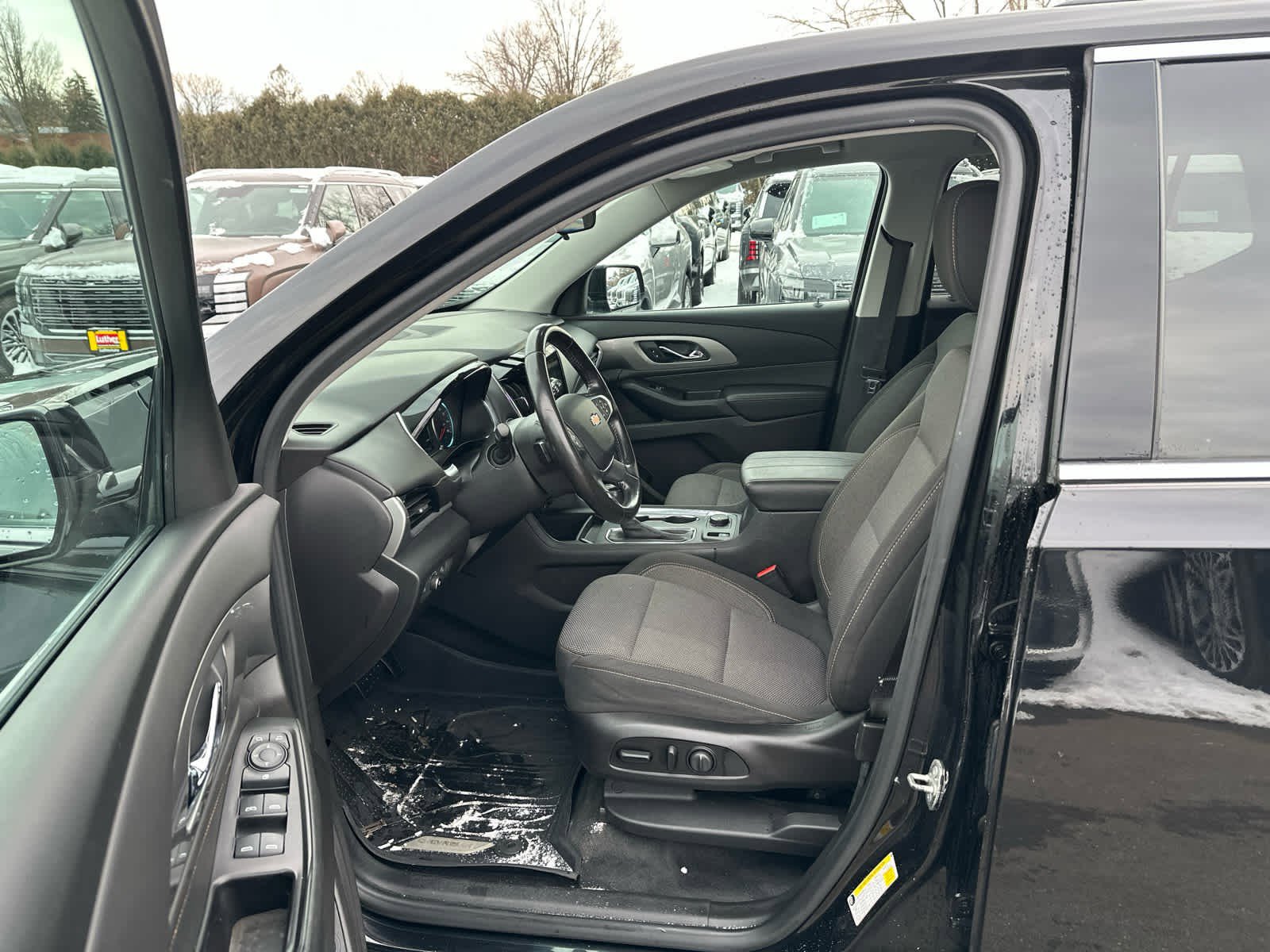 Used 2019 Chevrolet Traverse LT w/ LPO, Floor Liner Package image 5