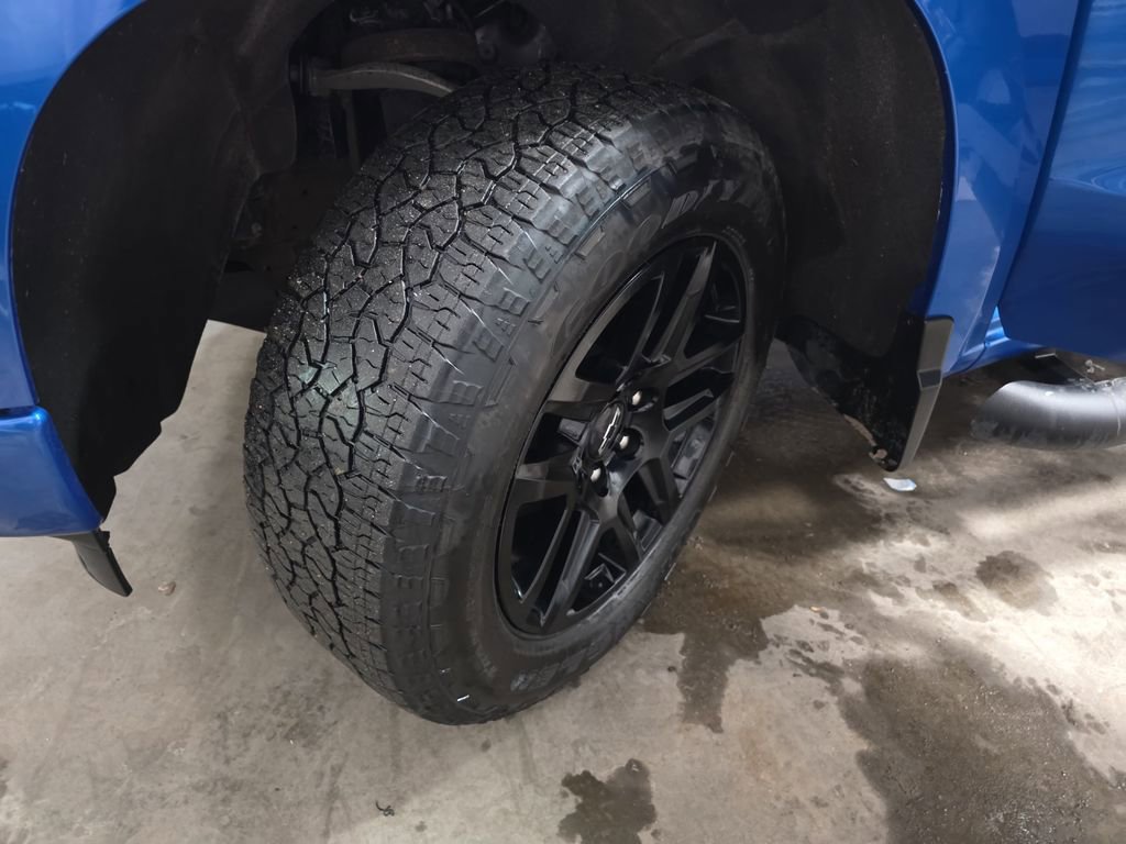 Certified 2023 Chevrolet Silverado 1500 RST AWD/4WD image 35