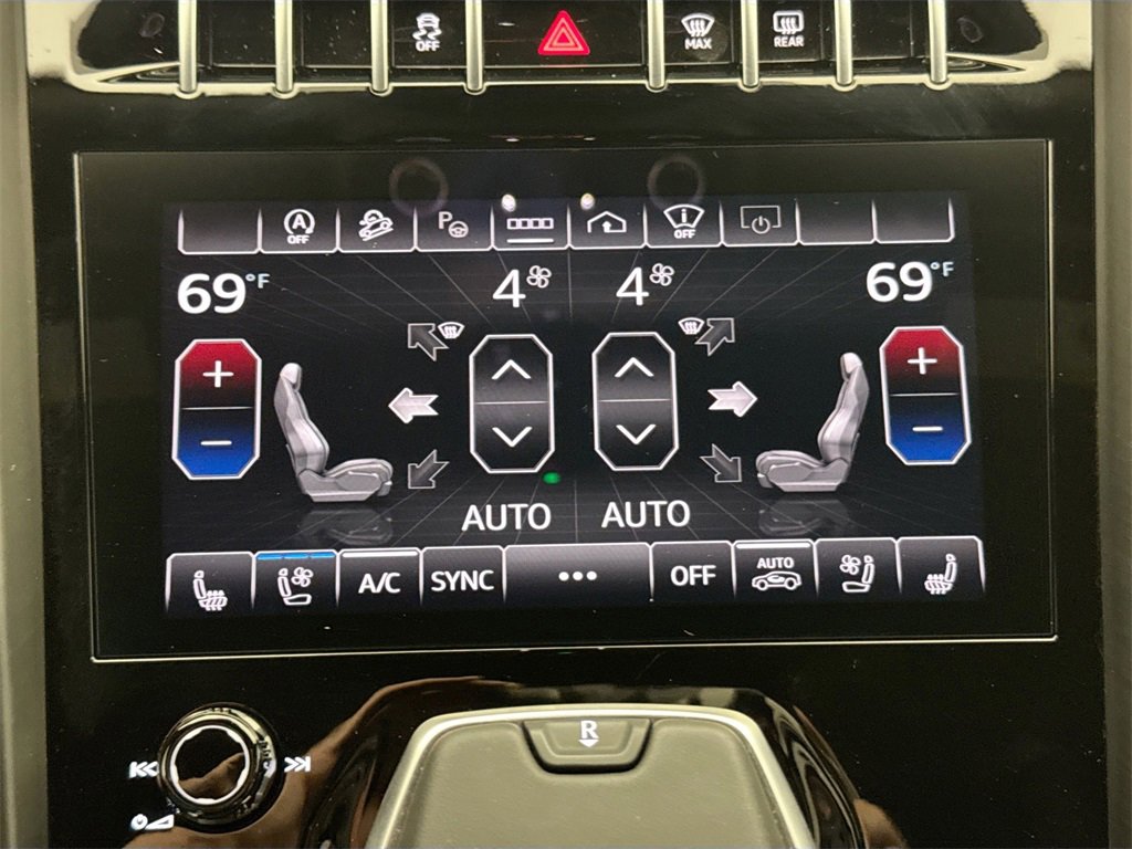 Used 2024 Lamborghini Urus S image 16